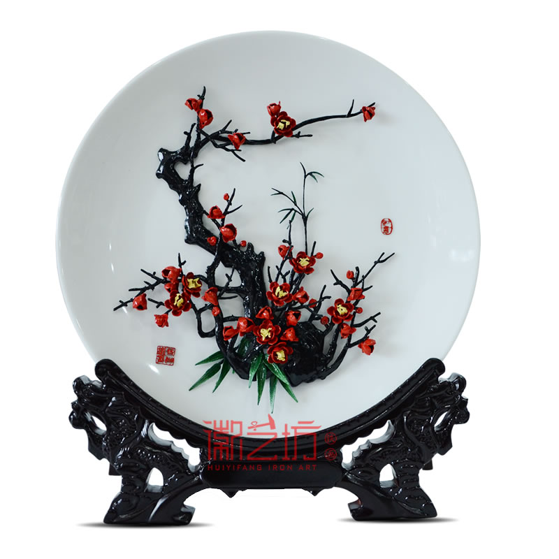 梅竹雙清圖瓷盤蕪湖鐵畫 家居辦公擺件 安徽特色手工藝徽藝坊品牌 梅竹雙清圖瓷盤蕪湖鐵畫 家居辦公擺件 安徽特色手工藝徽藝坊品牌