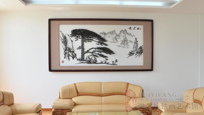 江蘇大力神鏈傳動有限公司作為接待廳壁畫定制的迎客松鐵畫