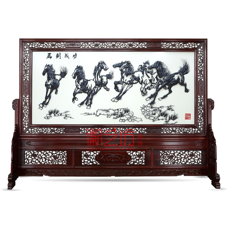 馬到成功雕花屏風(fēng)鐵畫 單位大廳屏風(fēng)隔斷 國家級非遺藝術(shù)品 馬到成功雕花屏風(fēng)鐵畫 單位大廳屏風(fēng)隔斷 國家級非遺藝術(shù)品